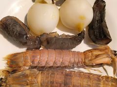 -领鲜活海鲜榴莲自助火锅(东门店)