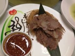 -艳阳天民俗村(公园路店)
