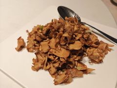 -鲁菜根·泰山菜(泰山店)