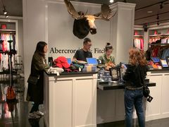 -Abercrombie&Fitch(德基广场店)