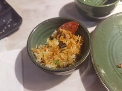 广式腊味煲仔饭-狐狸爱上椰子鸡(滨江星光大道店)