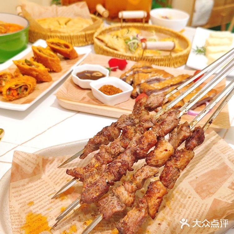 魔都人气美食 丝路烟火创意新疆菜太火爆啦‼️