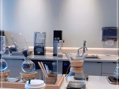 -星巴克臻选(上海淮海百盛购物中心店)