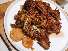 爆炒腰花-闫府私房菜·百年鲁菜(恒隆店)