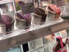 零售区-奈雪的茶(中储能店)