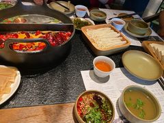 四季草本鸳鸯锅-盡膳口福跷脚牛肉火锅(北美新天地店)