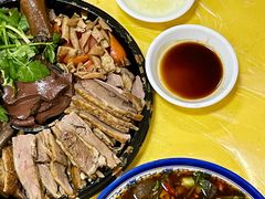 -官塘陈记鱼生·潮汕砂锅粥·牛肉火锅(潮枫路总店)