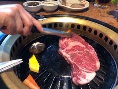 -炼火烤肉店
