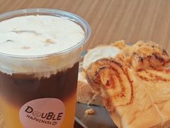 -DOUBLE HAPPINESS 双喜面包咖啡