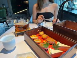 -UGIRL有个美甲