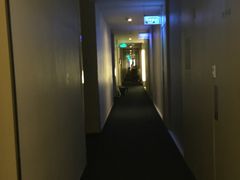 -卡罗酒店(东门晒布地铁站店)