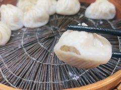 鲜肉小笼-万寿斋(山阴路店)