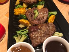 -必胜客(中大银泰店)
