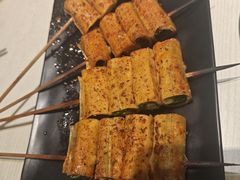 -嗨辣小聚·盘锦河蟹·海鲜烧烤龙虾(盘锦十年好店)