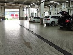 -南充通源宝马4S店(高坪店)