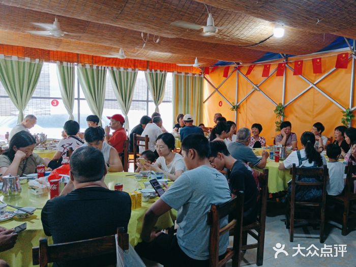 红炎炎农家菜老字号(金水台店)图片