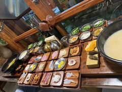 -银米·云南传统过桥米线(双廊黑金冠店)
