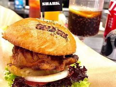 土耳其香料烤鸡堡-shark burger·鲨鱼汉堡(交子大道店)