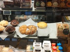 面包甜点陈列柜-星巴克(保定万博广场店)