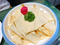 鲜花豆腐皮-老灶堂文创火锅(文艺路店)