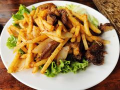 土豆煎羊排-玛吉阿米·餐吧