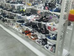 -BIGOFFS 超级折扣(仁恒伊势丹店)