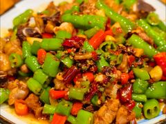 -乡土特色.冷锅鱼.牦牛肉汤锅