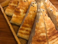 饽饽饼-王明古法砂锅居(开化寺店)