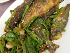 -香猪美食(中心店)