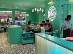 -季季红火锅(柳州城中万达二店)