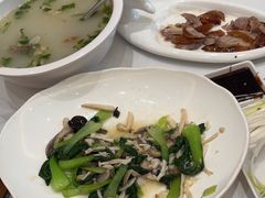 -梅利汴京烤鸭•开封豫菜地标店(东大街店)