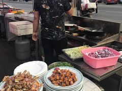 -黑龙江美食城(三角公园店)