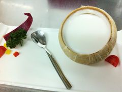 椰皇豆腐花-悦湖公馆