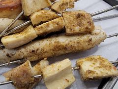 -清真磊磊烧烤老店(饮虎池街34号店)