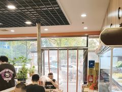 -哈尔滨小酒馆·鲜肉现穿自助烧烤(康新花园店)