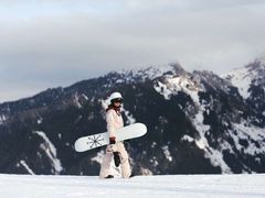 -丝绸之路山地度假区滑雪场