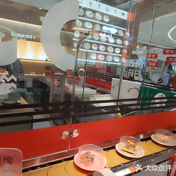 龙湖天街这家寿司店，去了还想去