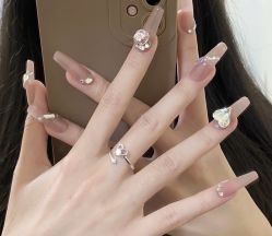 -初心纹眉洗眉·美睫专业店