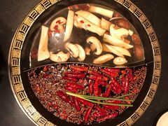 -纸盐河码头火锅(十八梯店)