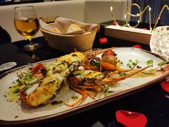 香焗龙虾配自制黑松露酱-上海苏宁宝丽嘉酒店·Cafe Bellagio西餐厅