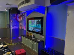 -唯爱KTV聚会餐厅(仙林东城汇店)
