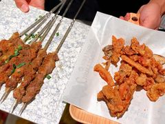 -三人行骨头王火锅(长寿店)