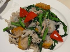 黑松露酱炒五宝菌-利苑酒家(华熙国际店)