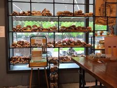 面包甜点陈列柜-面包谷Grains n' Beans(九号公馆店)