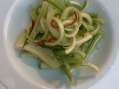 -铜锣湾·有麝自然香(渝北财富中心店)