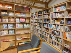 -猫的天空之城概念书店(景德镇陶溪川店)