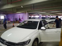 -一嗨租车(凤凰机场店)