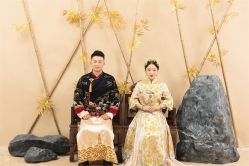 点击看大图 -太郎花子婚纱摄影艺术中心