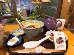 -啢啢茶寮(芳华横街店)