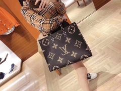 -路易·威登(香榭丽舍大道店)